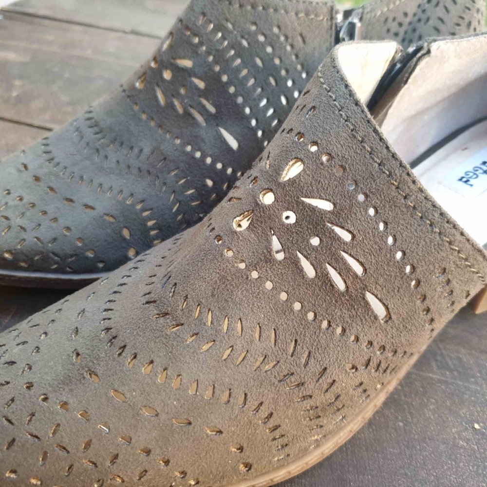 Not Rated Anouk Khaki #6